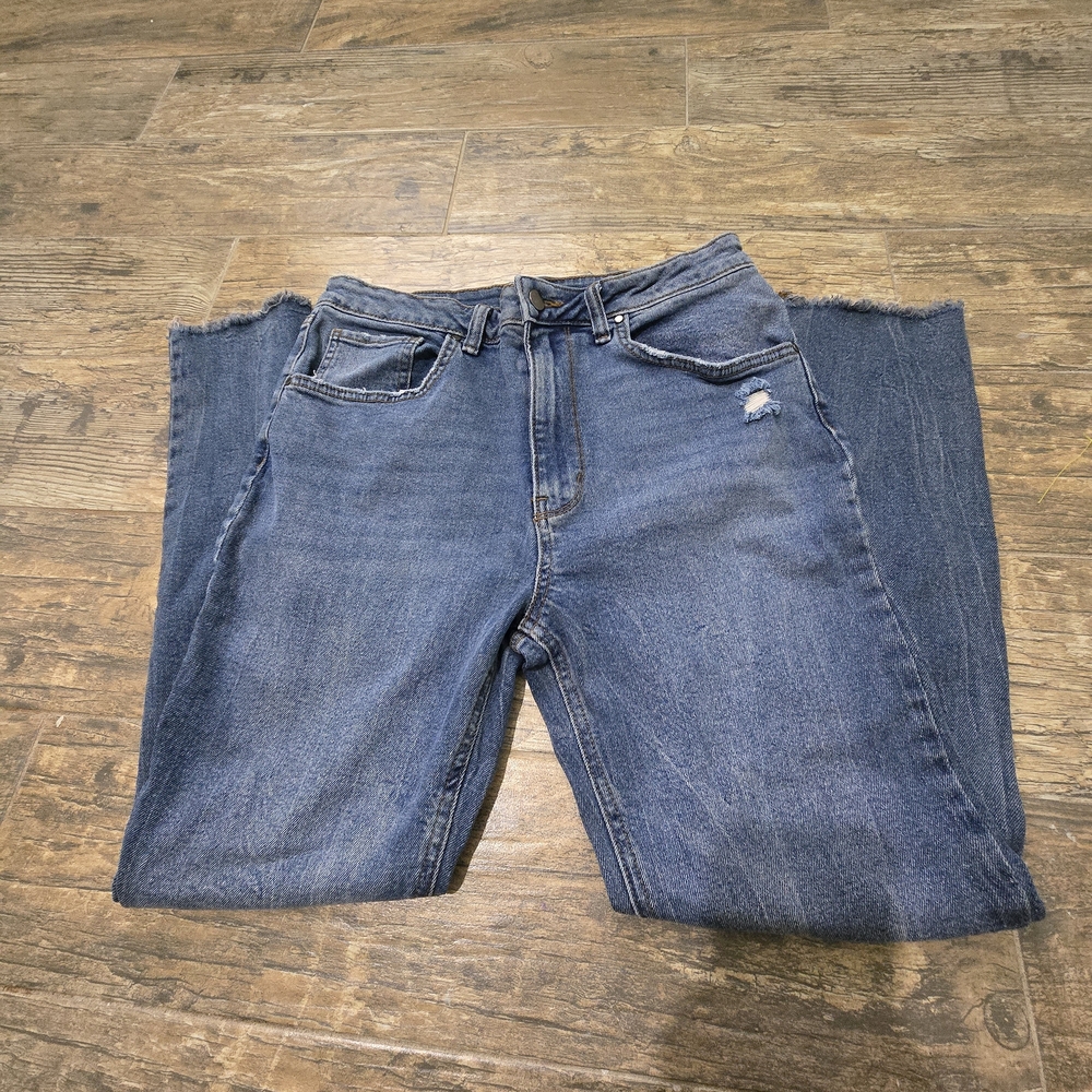 No Boundaries Medium Blue Denim Jeans with Contrast Stitching